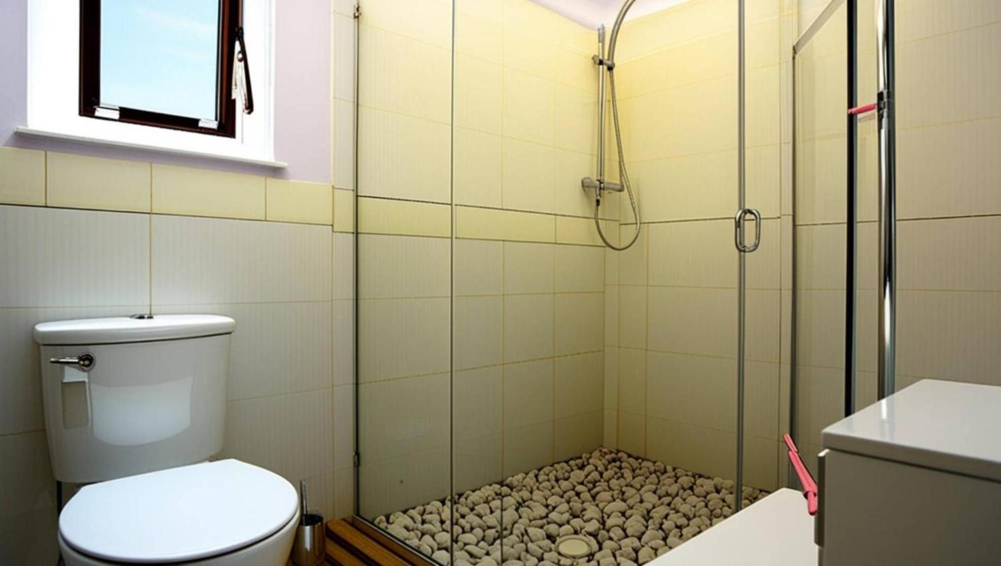 Surya Guest House Проболинго Екстериор снимка