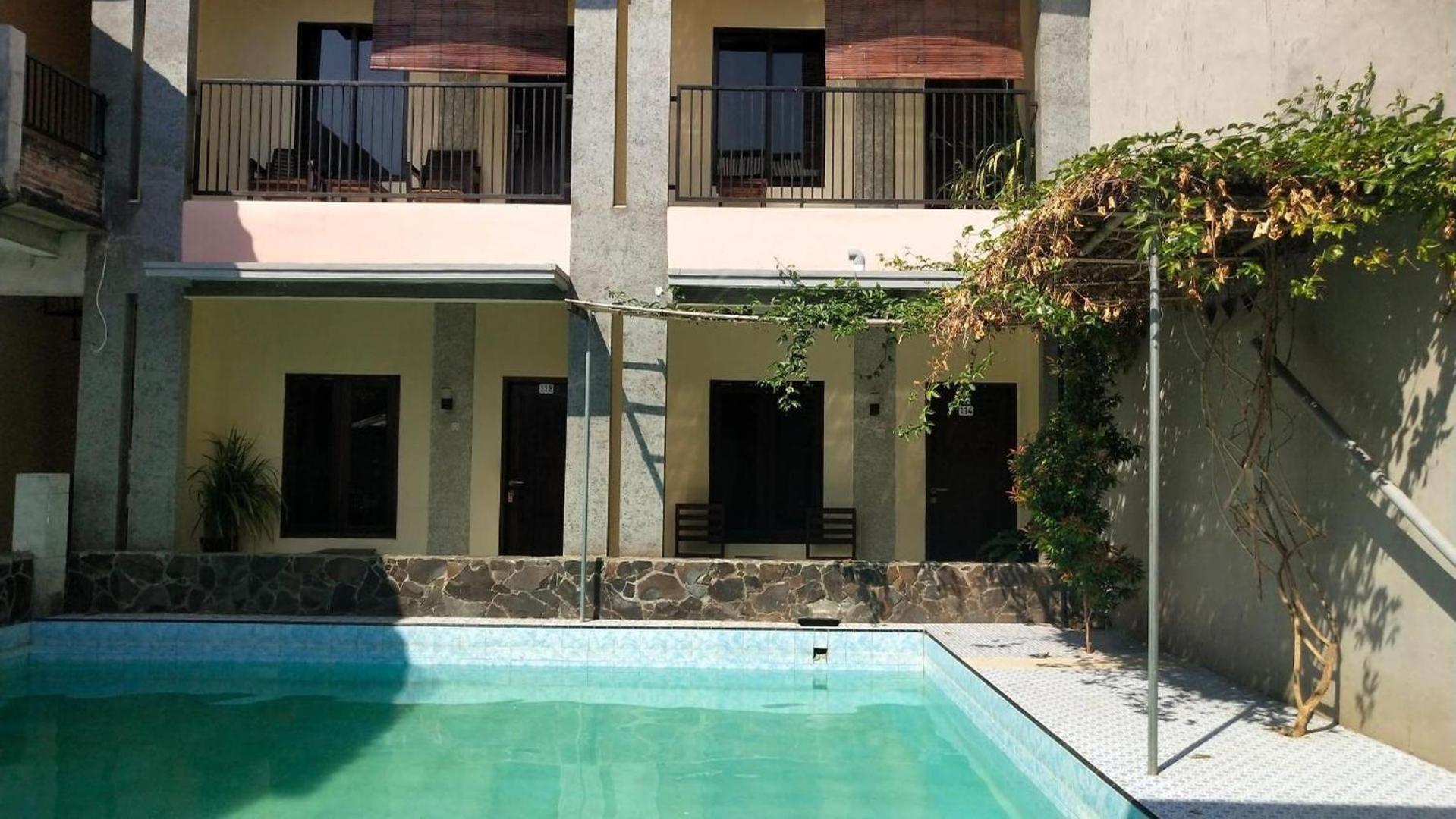 Surya Guest House Проболинго Екстериор снимка
